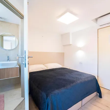 Pamer Studio Apartment 05, 4Th Floor, No Elevator Zagreb Exterior photo